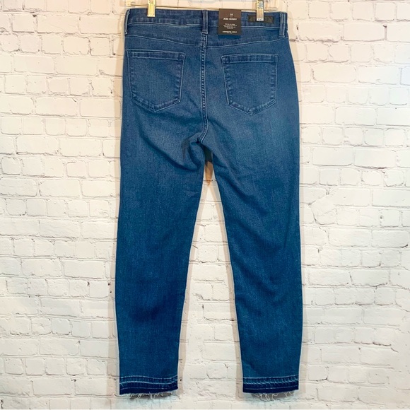 Kenneth Cole Jeans Jess Skinny NWT - Picture 2 of 8